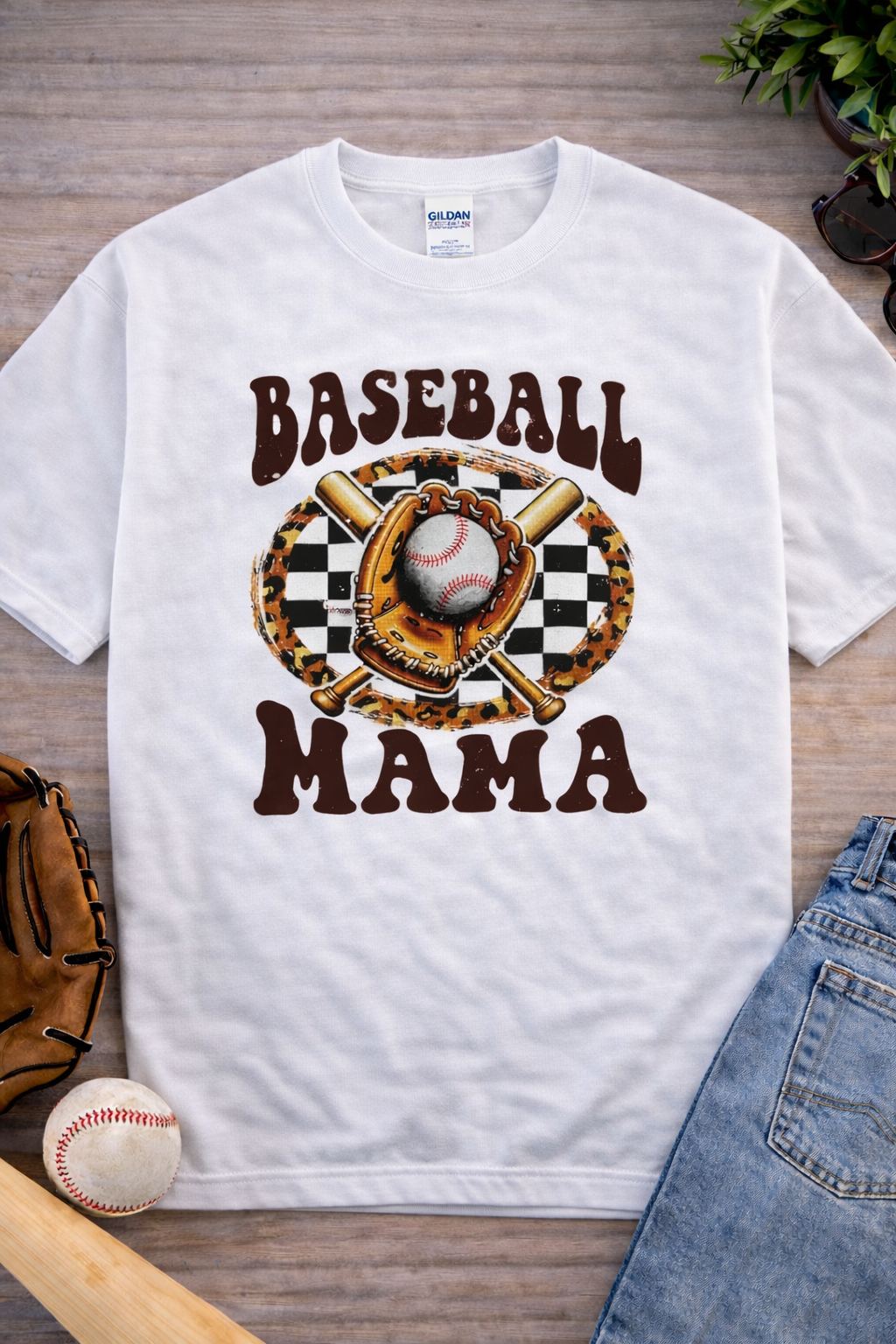 Baseball Mama Checkered Glove Crewneck - sandstone