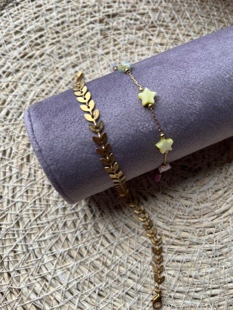 Armband gekleurde sterren goud