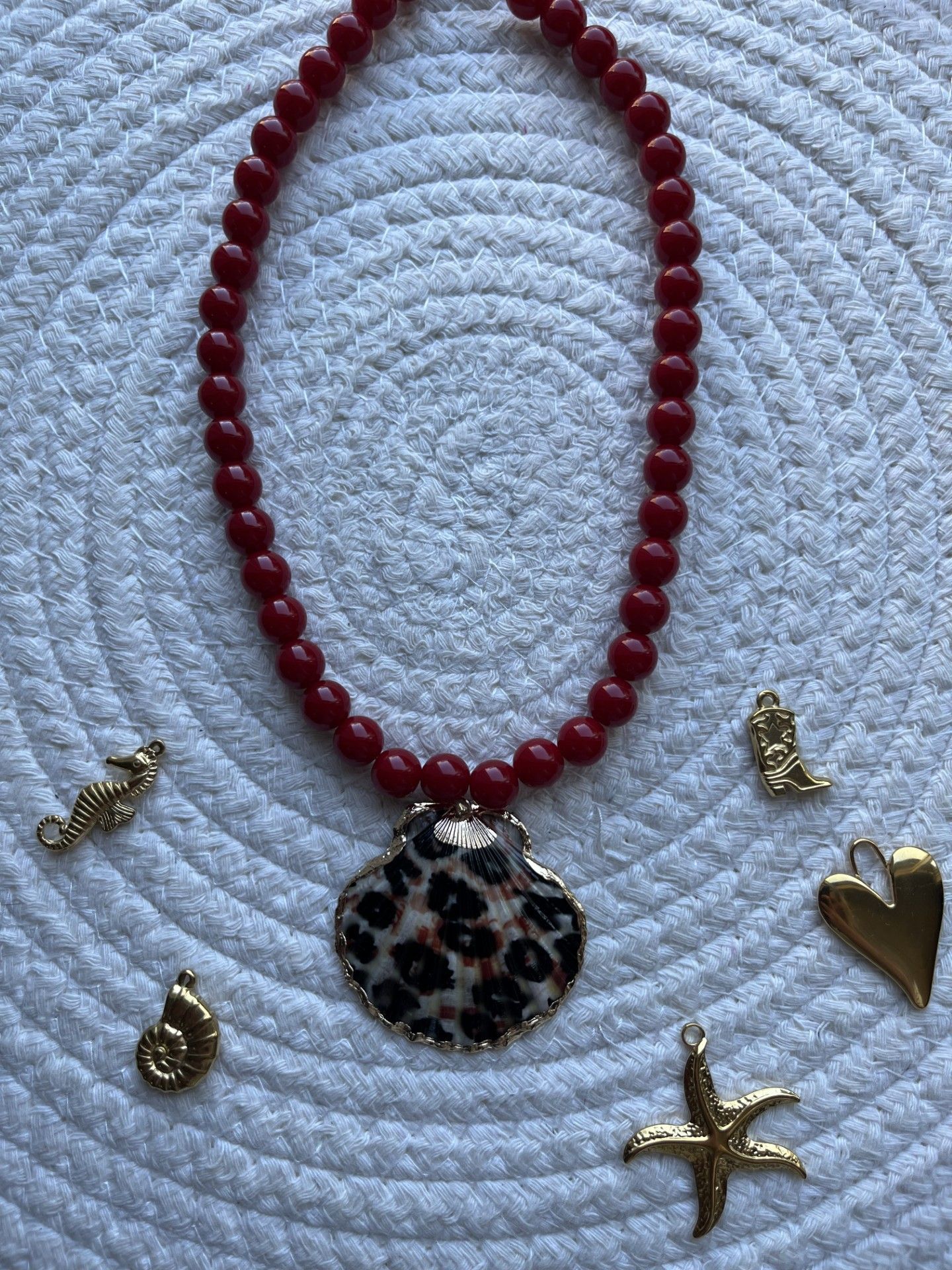 Kralenketting wijnrood