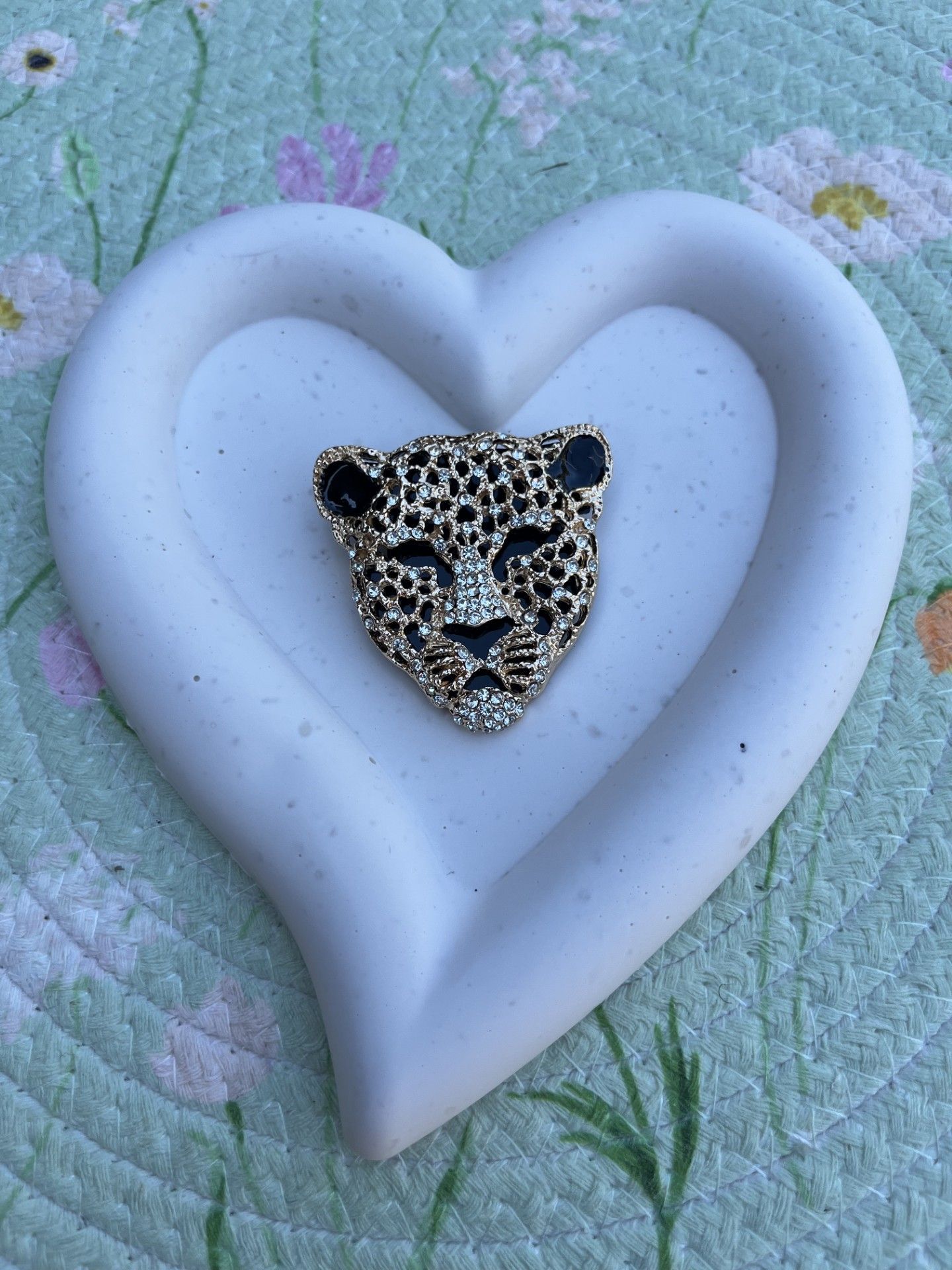 Broche panter goud of zilver