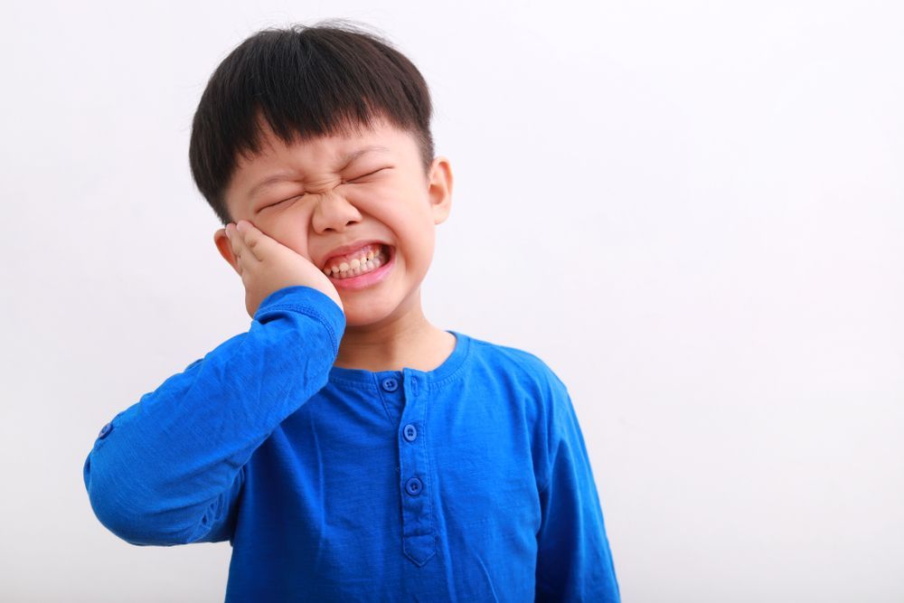 little boy with toothache little boy with toothache