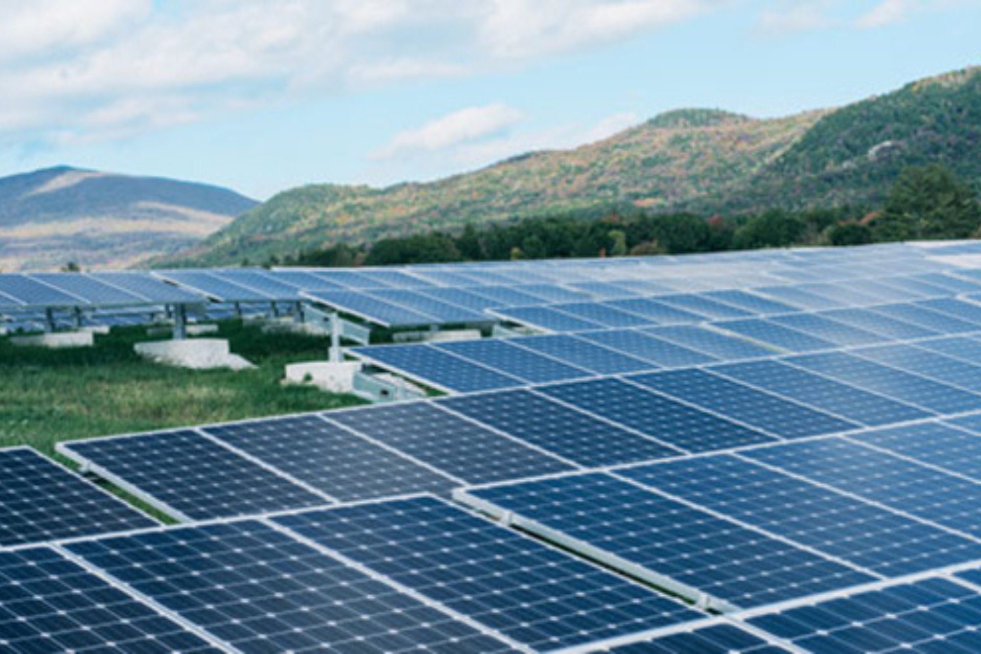 Énergie solaire et panneaux photovoltaïques SMACU
