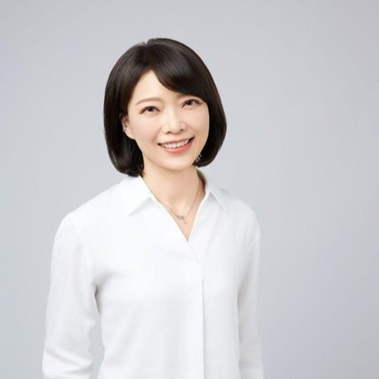 蕭永晶|諮商心理師|辰寧身心醫學診所|感情與人際關係|創傷與悲傷失落|職場壓力調適與社會適應|情緒失調議題