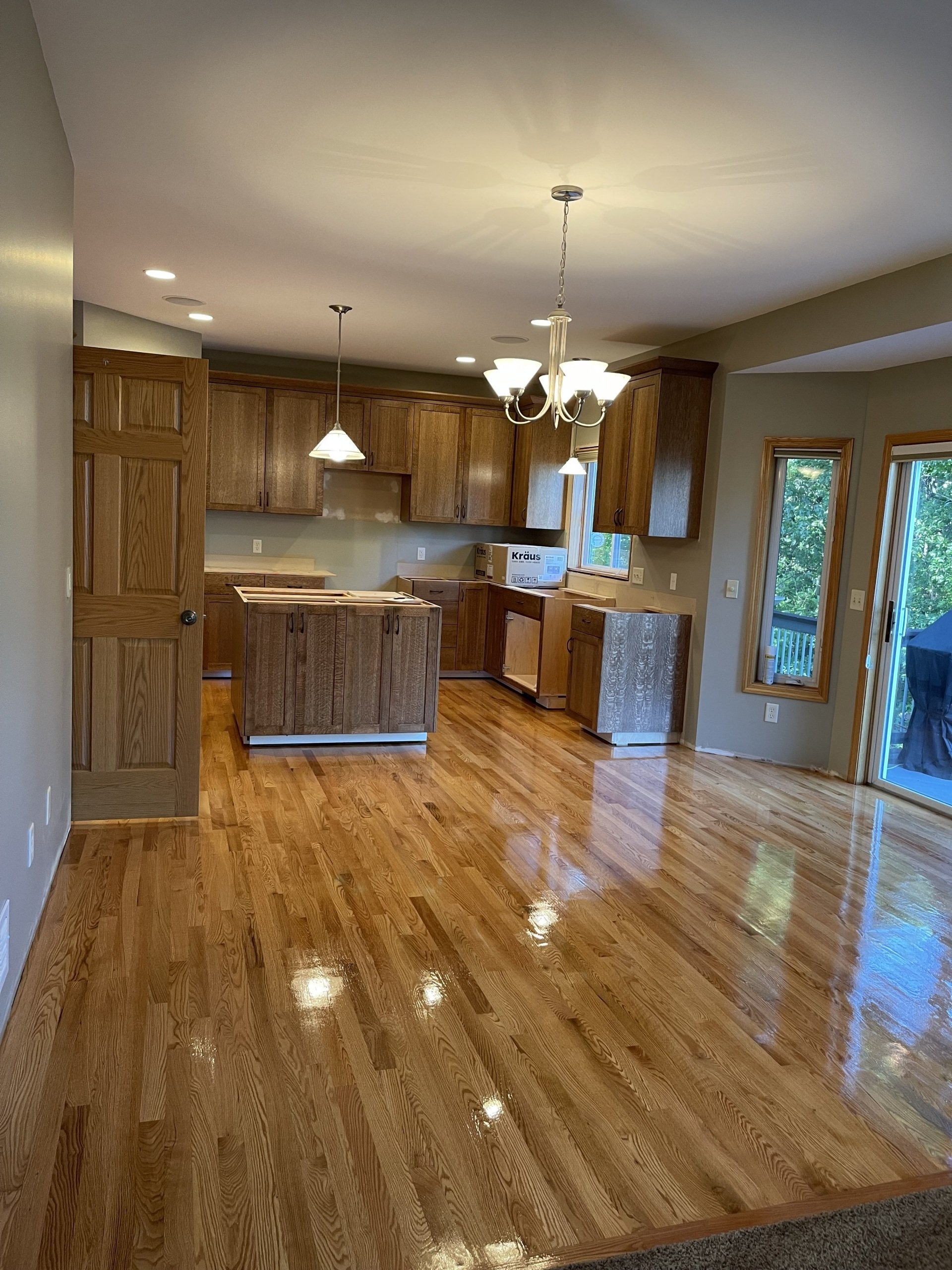 Flooring Contractor – Saint Paul, MN – Santeliz Hardwood Floors