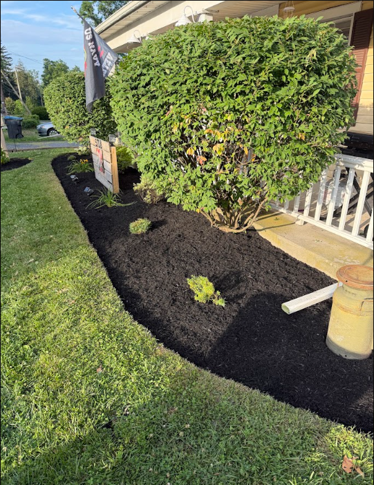 Flower bed installation and planting services in Coopersburg PA