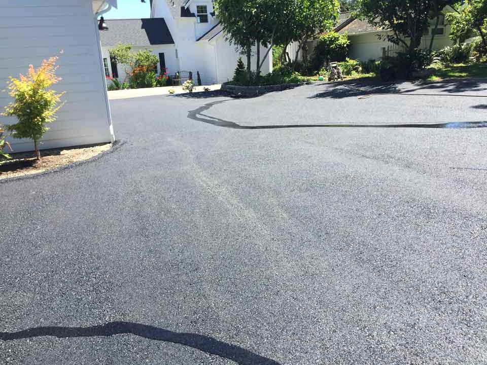 New Asphalt Driveway – Acme Paving & Seal Coating, Inc. – Kent, WA