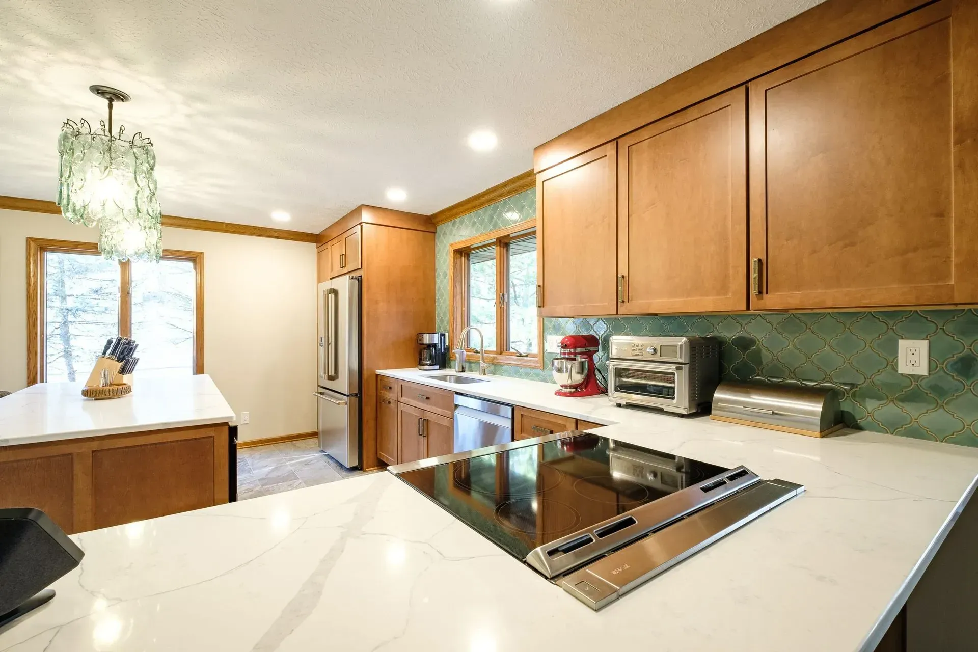 Warm Contemporary Kitchen Remodel by Anthony Slabaugh Remodeling & Design project photo