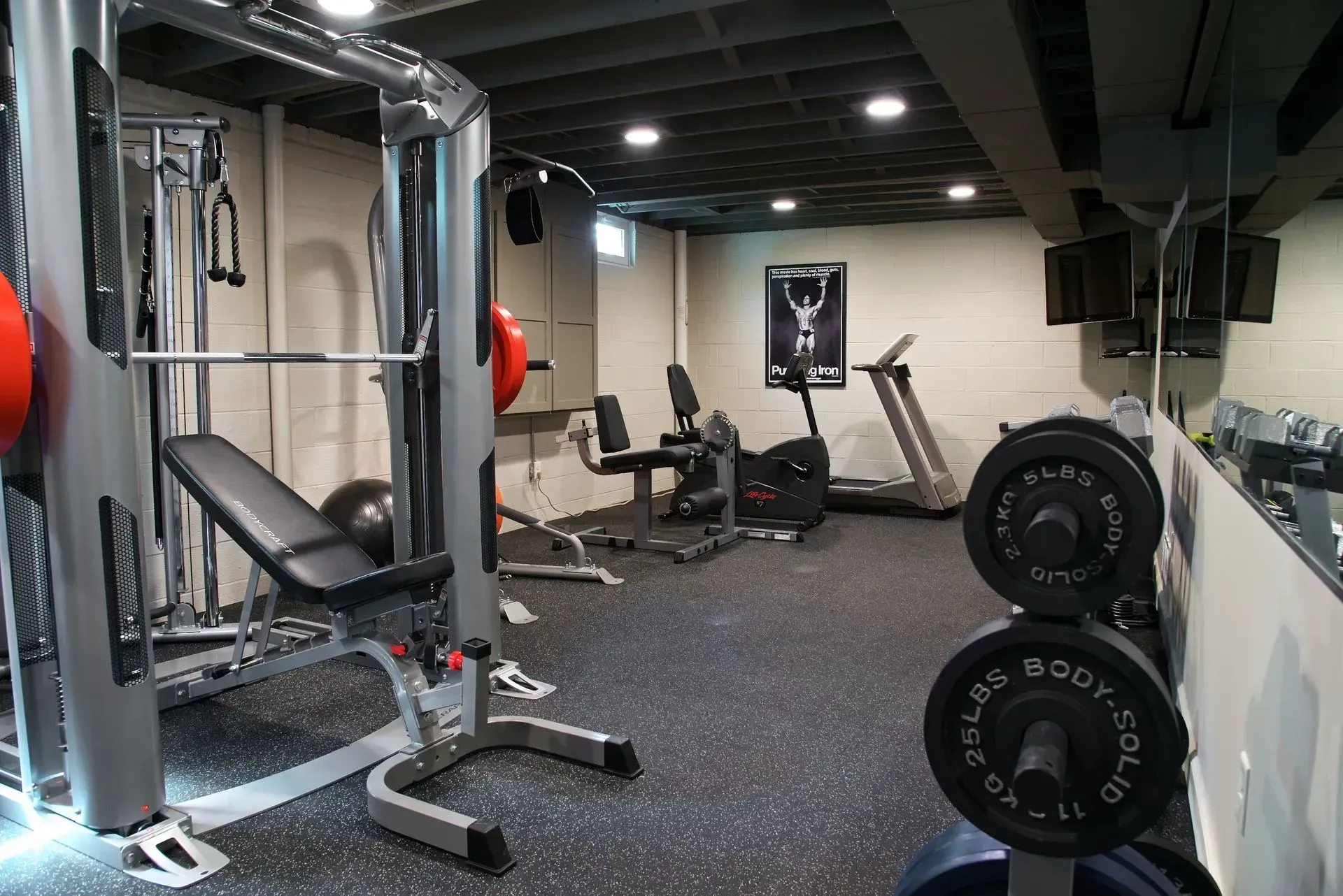 Custom Basement Gym Ideas for Layout, Flooring, and Ventilation | ASRD