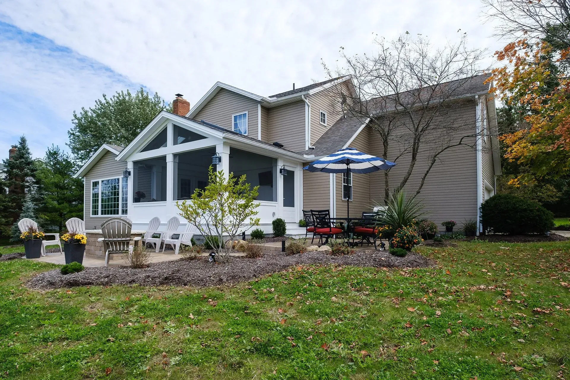 Side Porch Ideas for Better Outdoor Access | ASRD