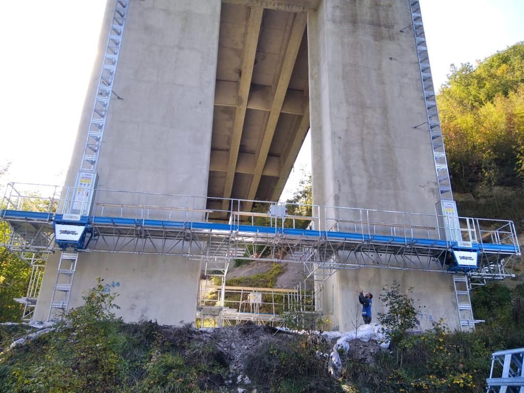 piattaforme autosollevanti, impalcature, ponteggi mobili