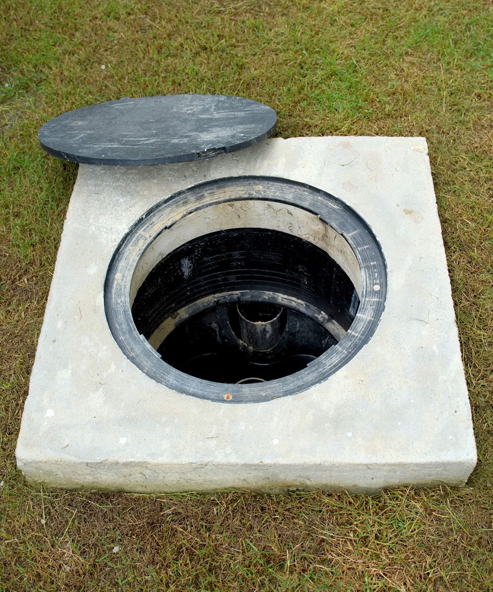 Hole of Grease Trap — St. Louis, MO — Shamrock Sewer & Drain Hole of Grease Trap — St. Louis, MO — Shamrock Sewer & Drain