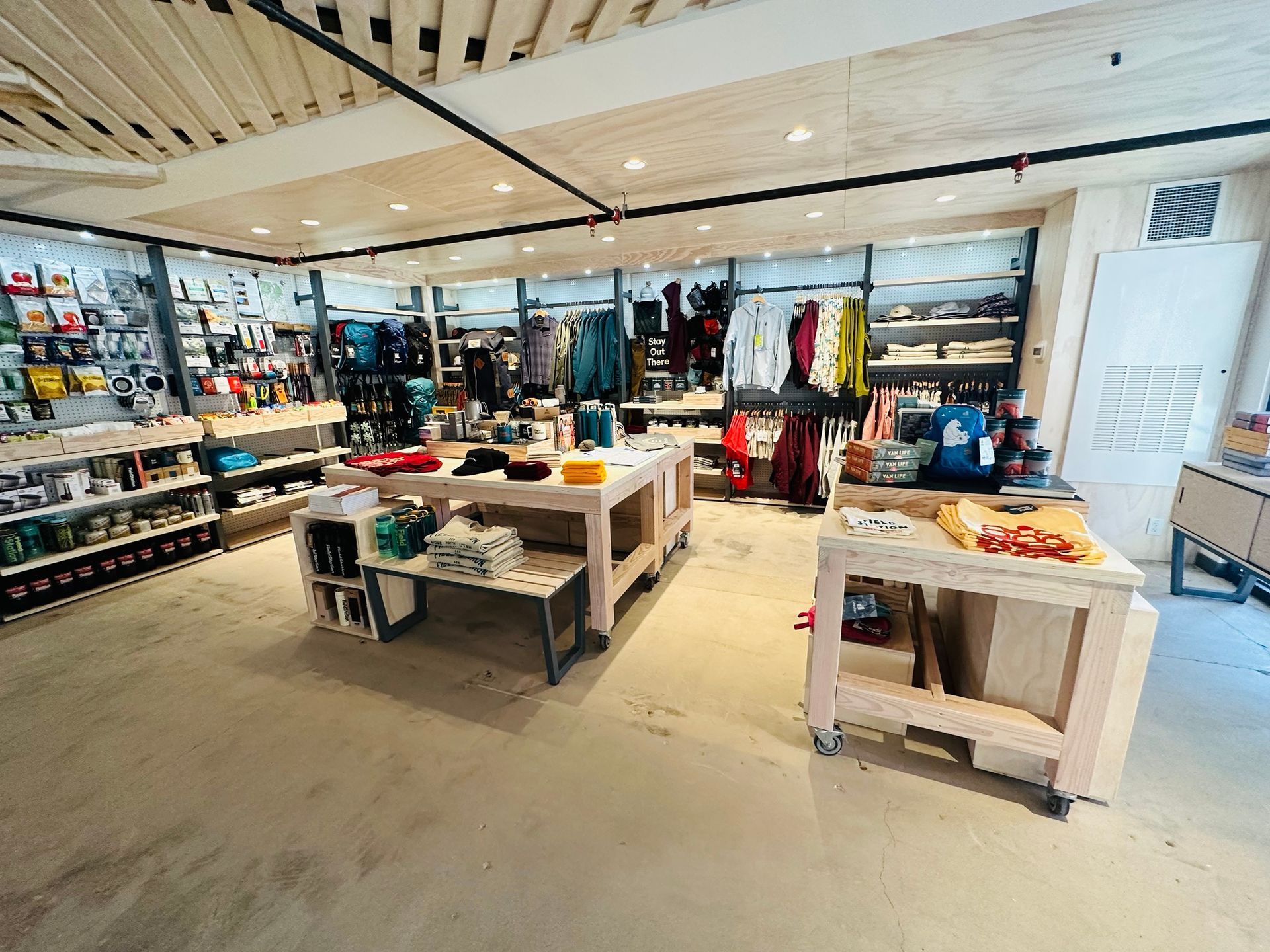 A store filled with lots of tables and shelves.
