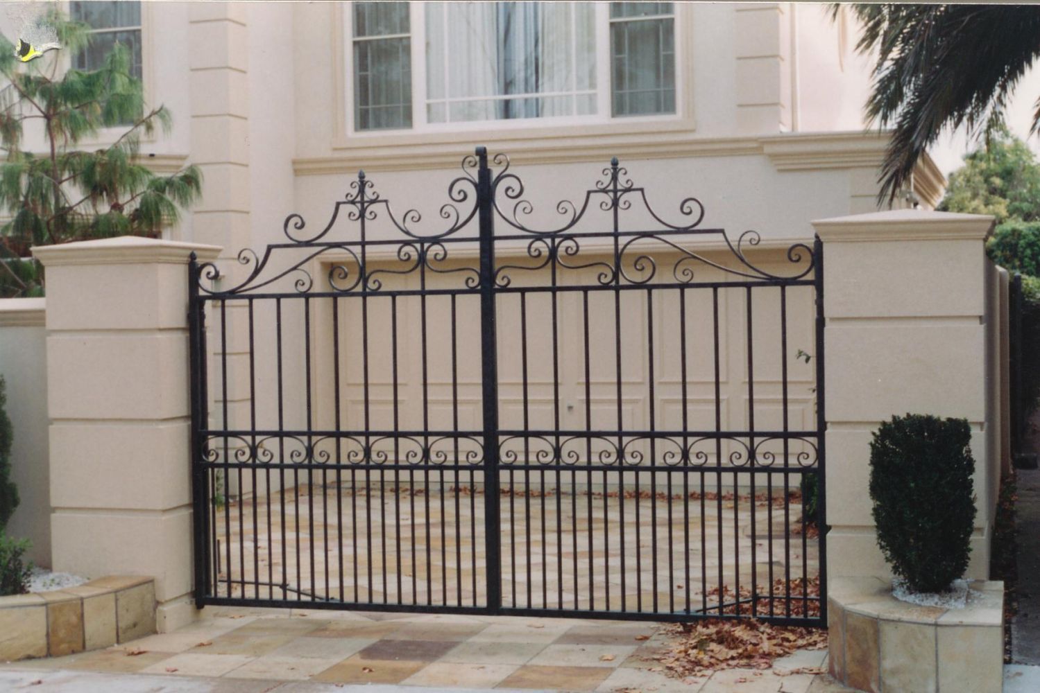 New Swing Gate - Cheltenham, VIC - Park Avenue Wrought Iron