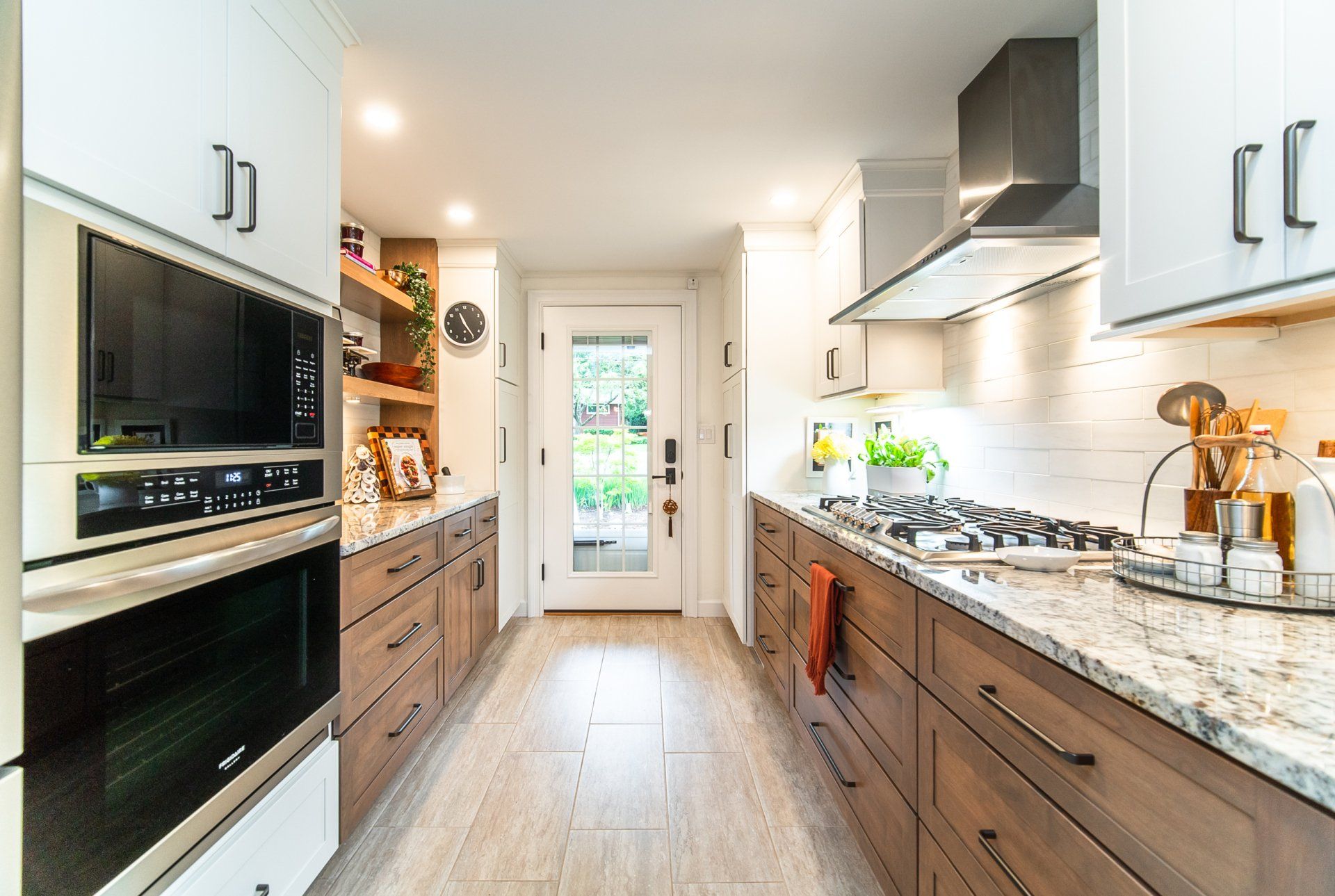 Kitchen Cabinets & Counters - Kitchen Living LLC in Marlborough, CT