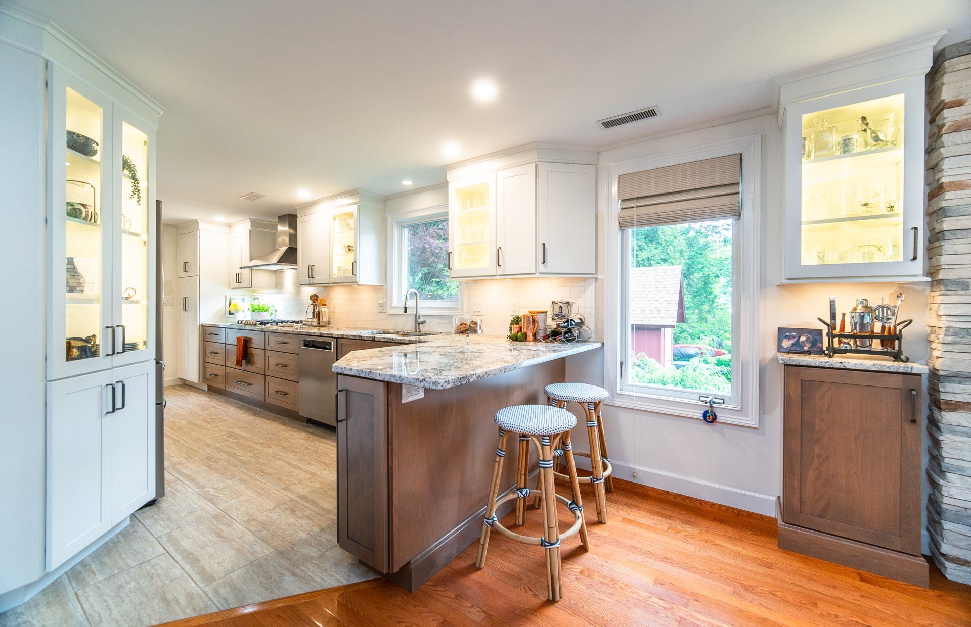 Kitchen Cabinets & Counters - Kitchen Living LLC in Marlborough, CT