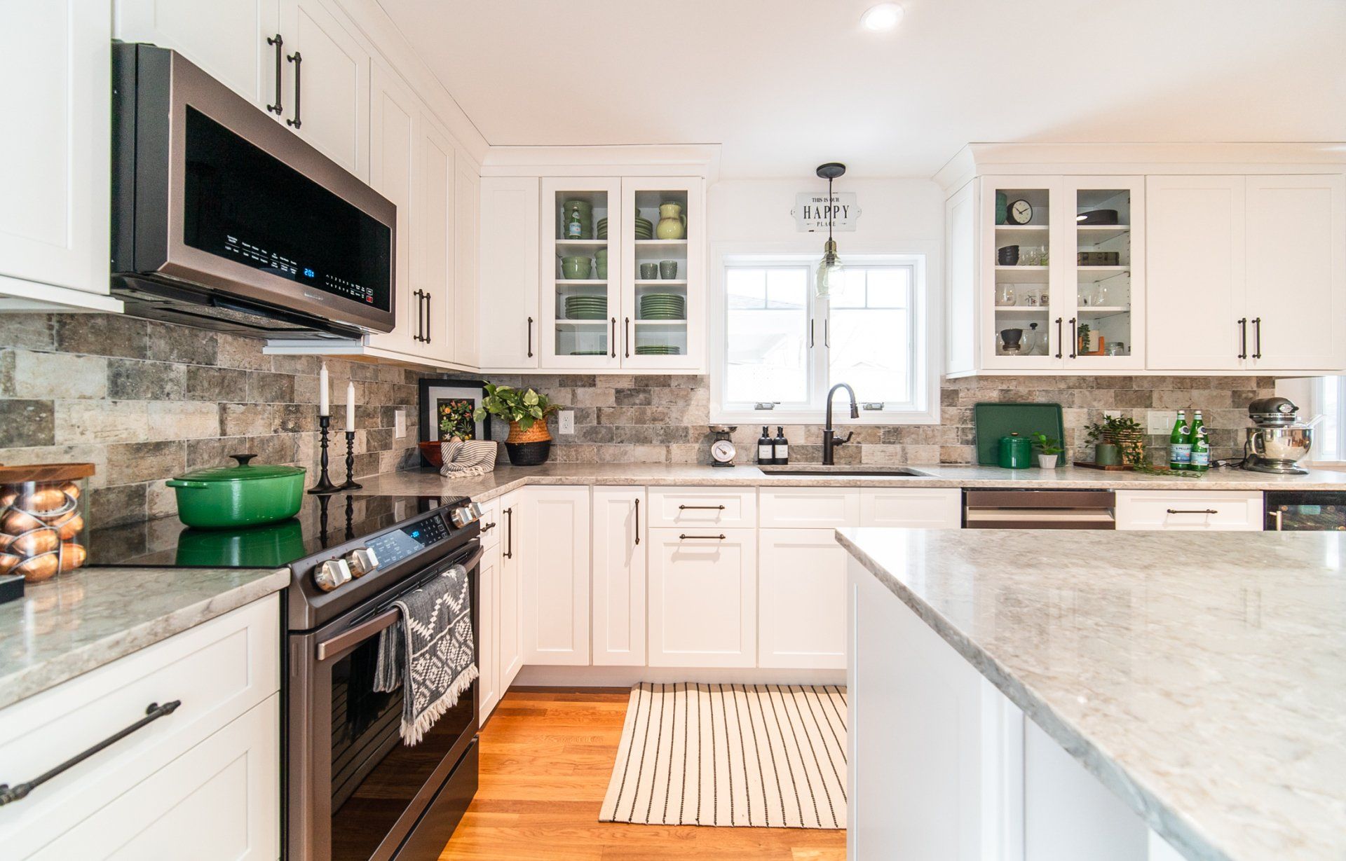 Kitchen Cabinets & Counters - Kitchen Living LLC in Marlborough, CT