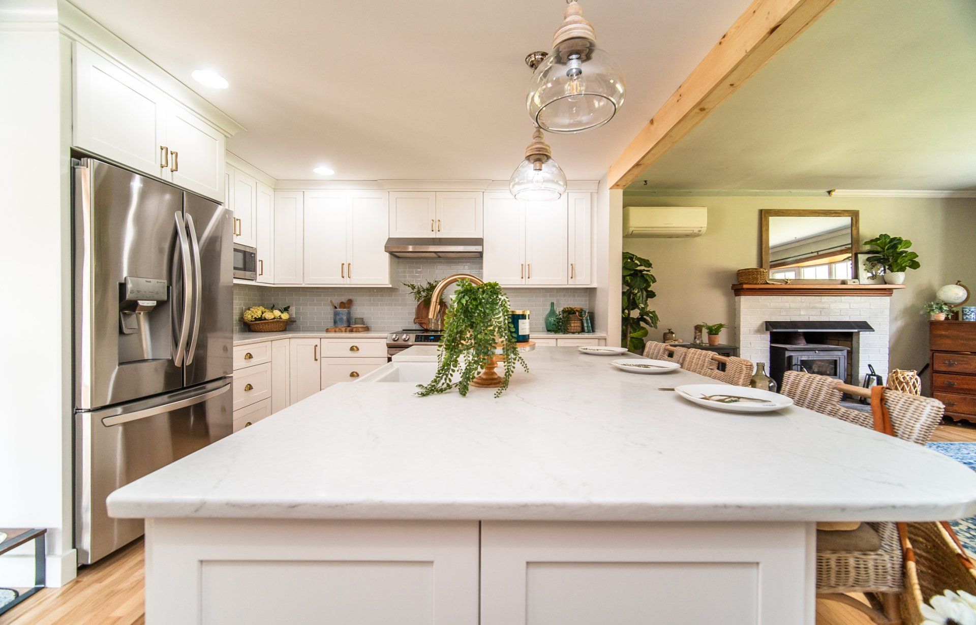 Kitchen Cabinets & Counters - Kitchen Living LLC in Marlborough, CT