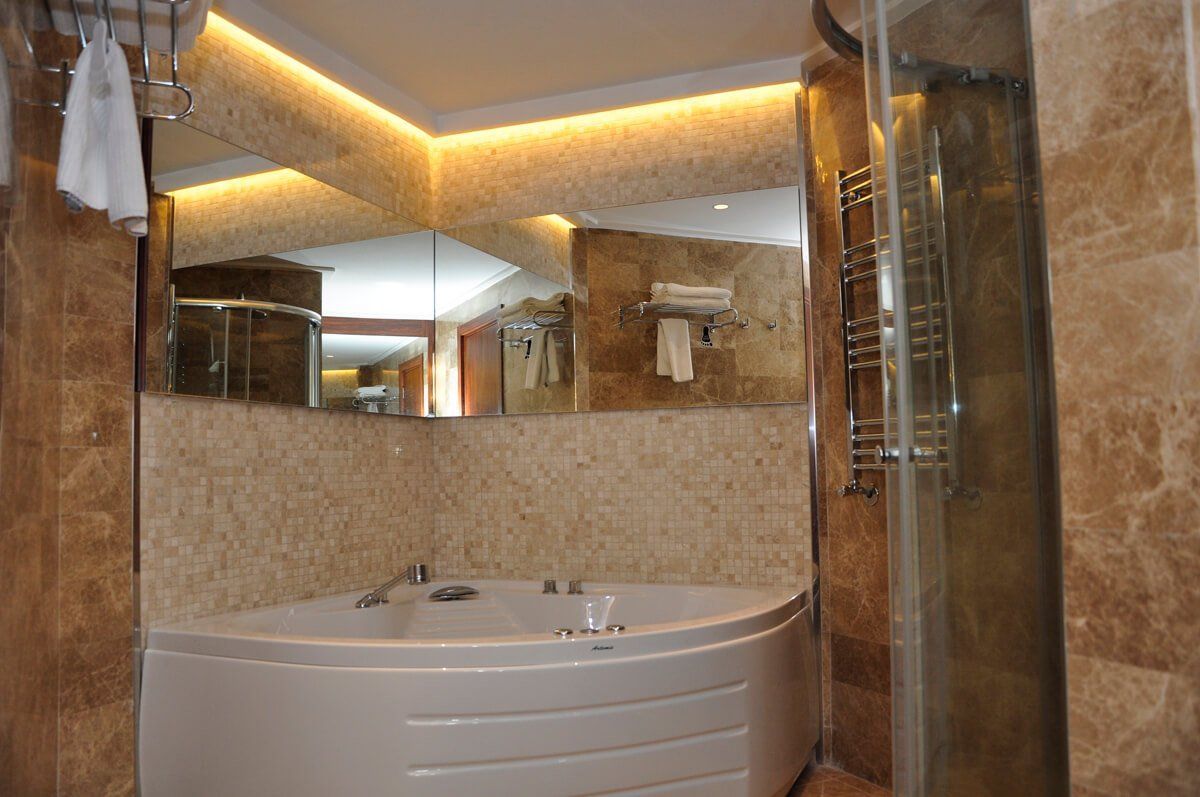 İkbal Termal King Suit