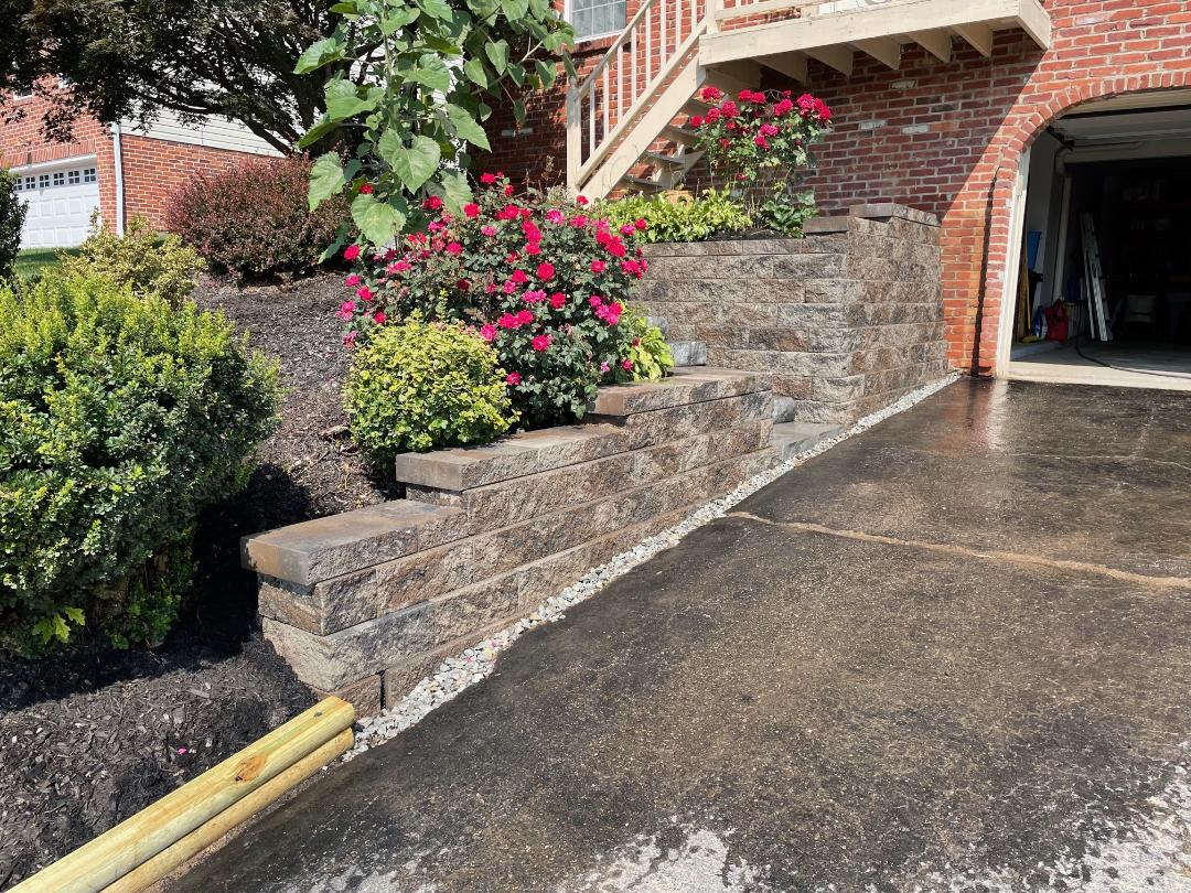 Decorative Versa-Lok Retaining Wall