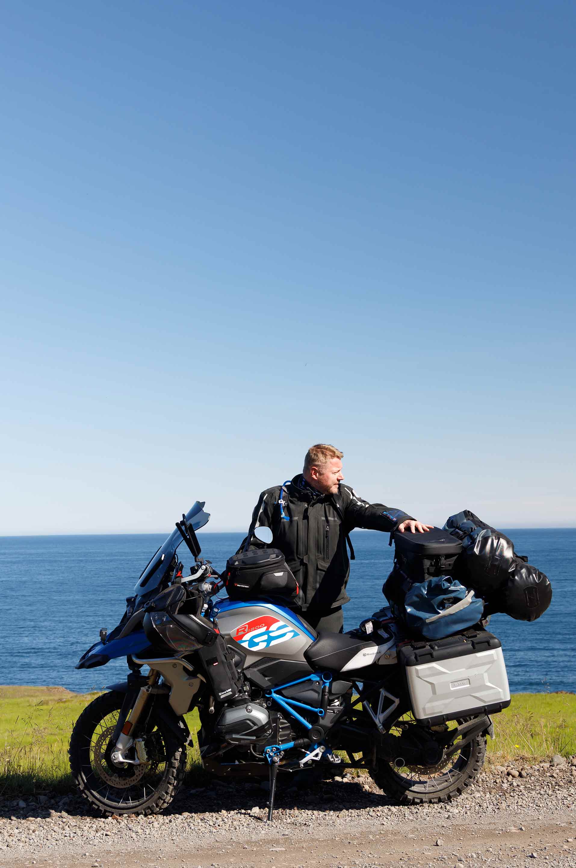 onewaytwooLIFES Sebastian Schneemann