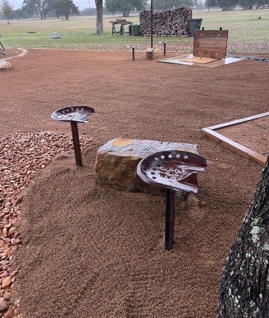 Horseshoe area with tractor seats