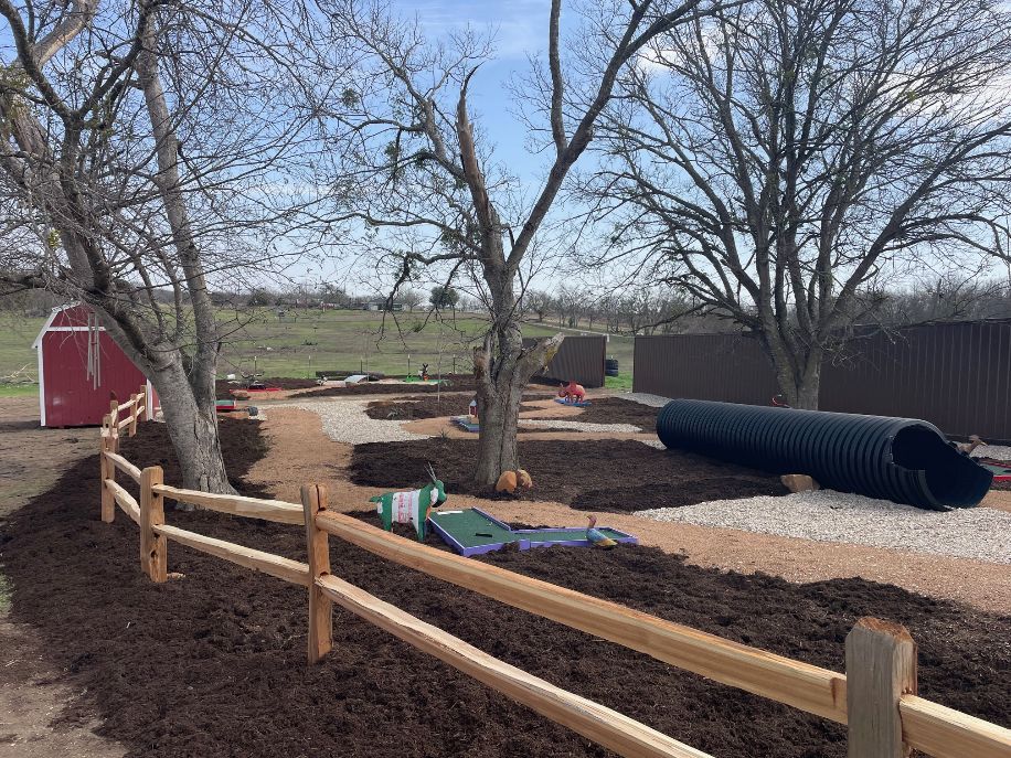 Natural looking putt putt course