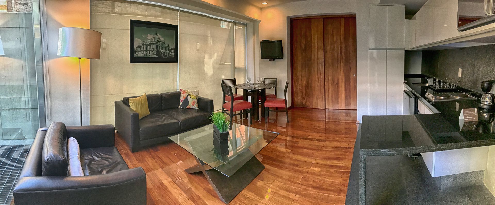 Sala de la suite hotel CDMX
