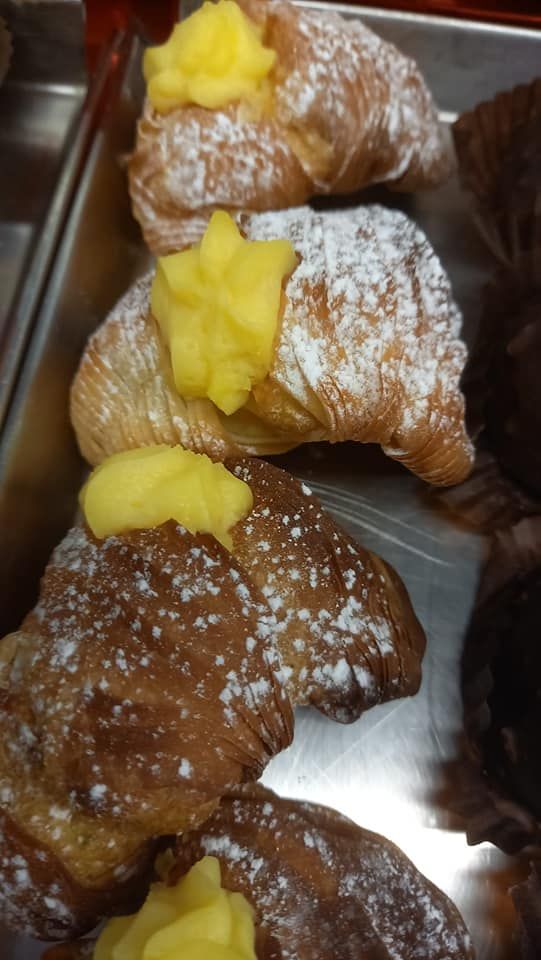 Vassoio di pasticcini a Ladispoli di GRAN BAR NAZIONALE