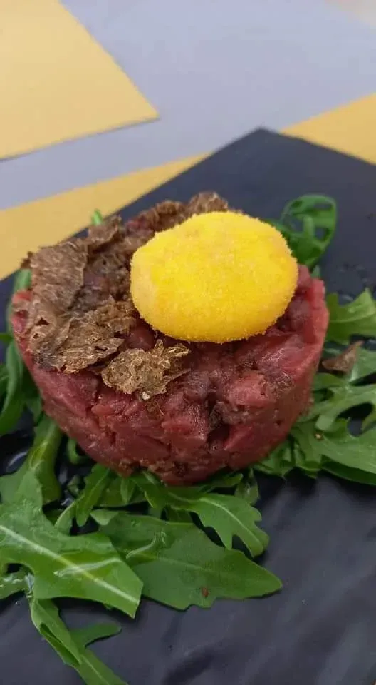 Piatto di crudo di manzo a Ladispoli