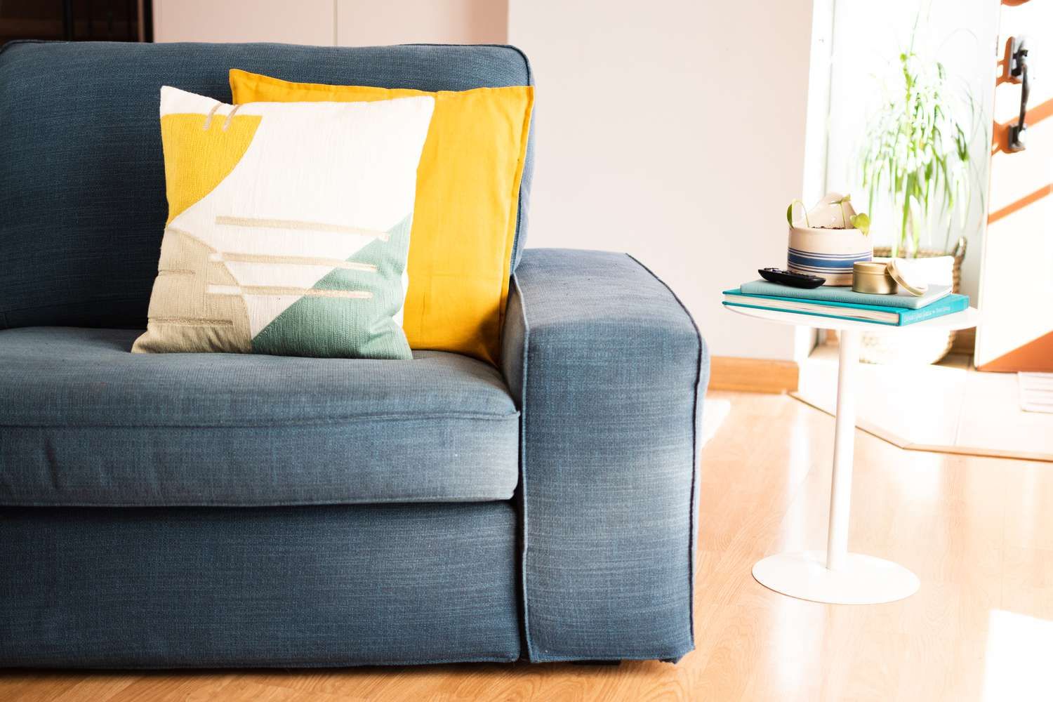 how-do-you-clean-upholstery
