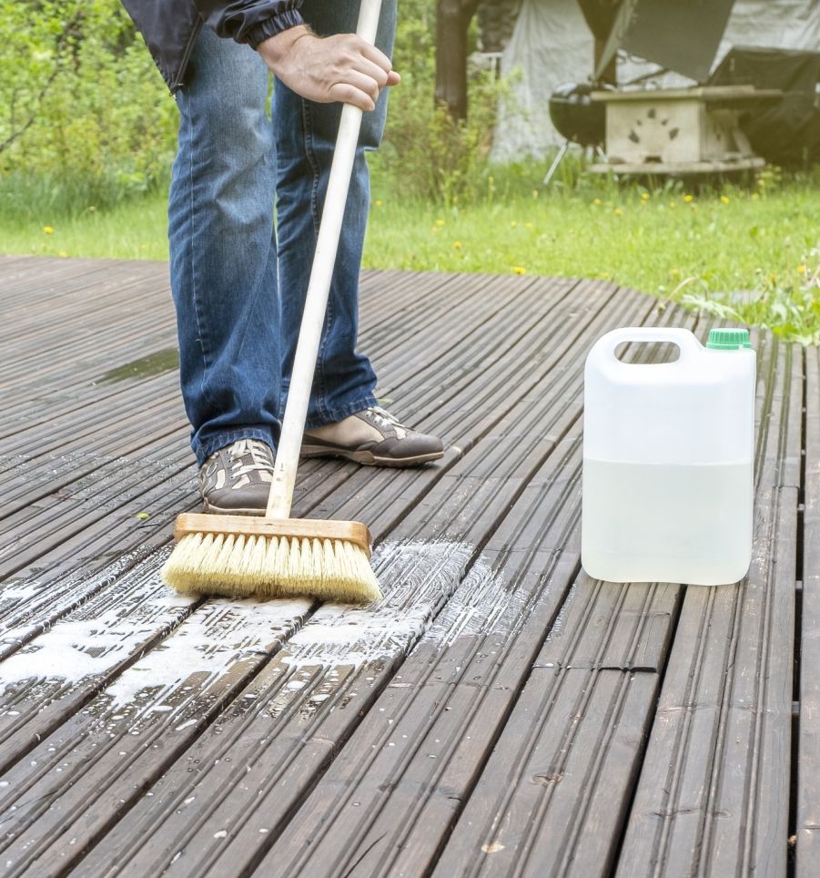 how-to-clean-a-composite-decking