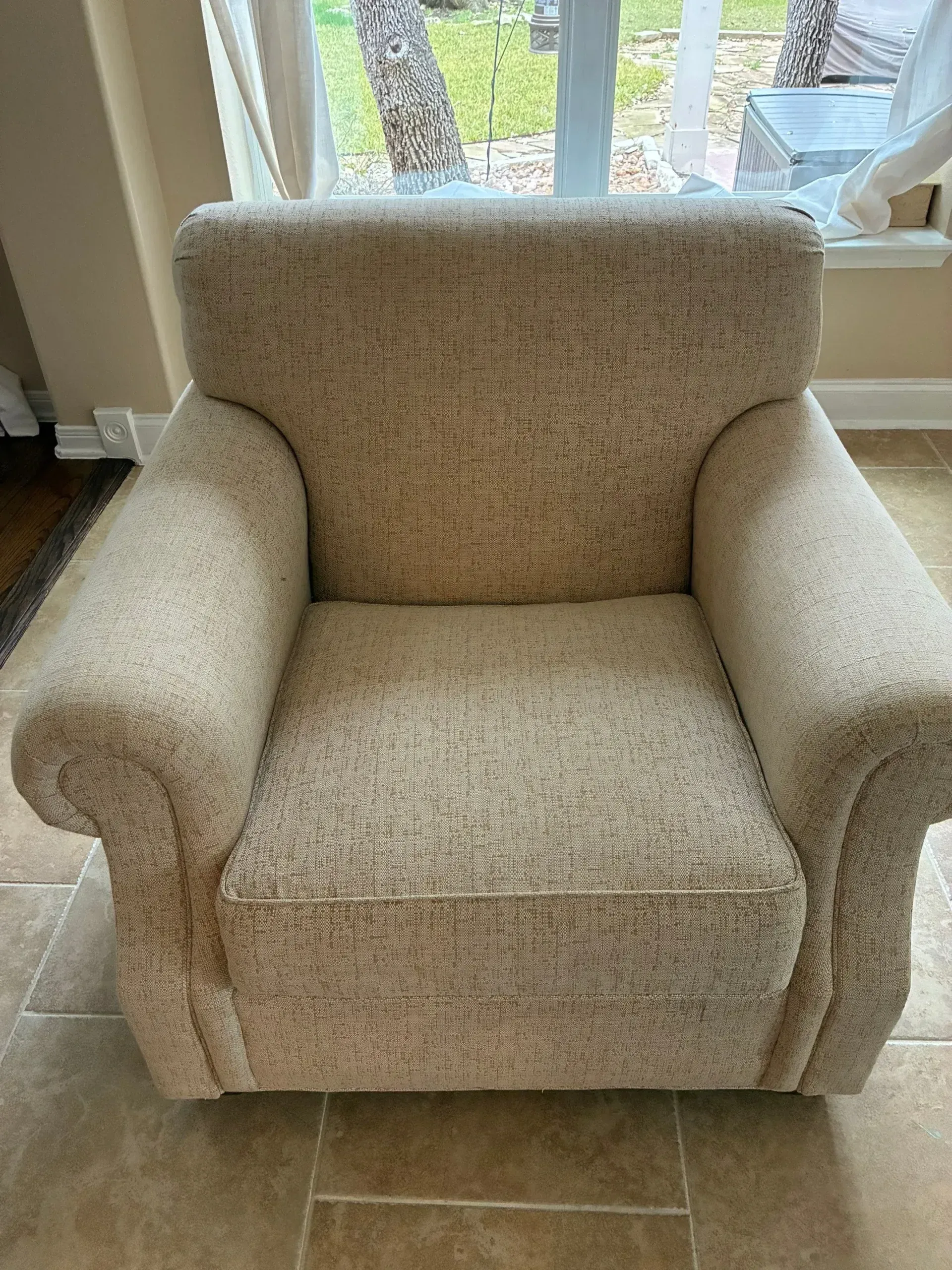 how-to-clean-armchair-upholstery