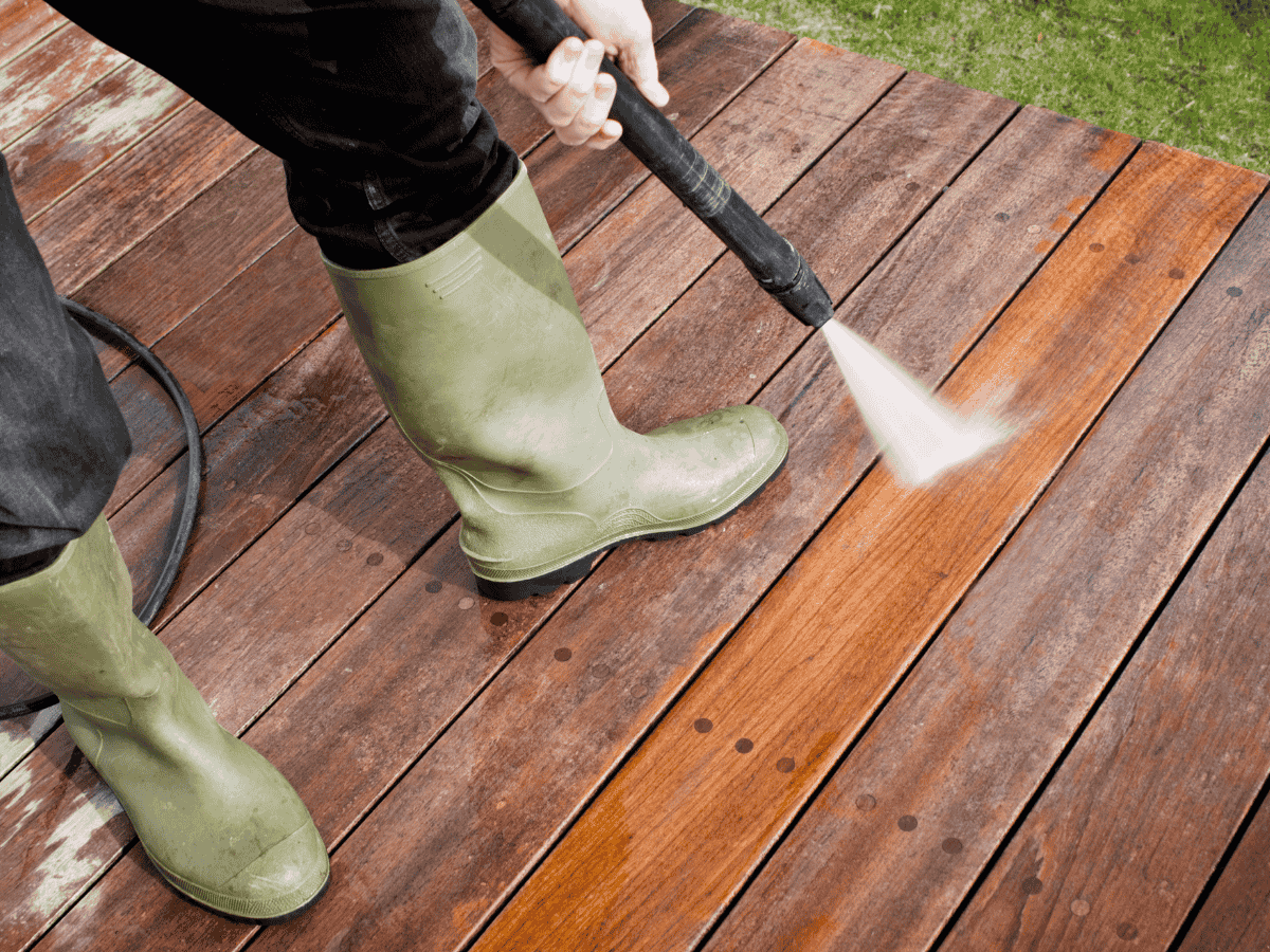 how-to-clean-composite-deck-boards