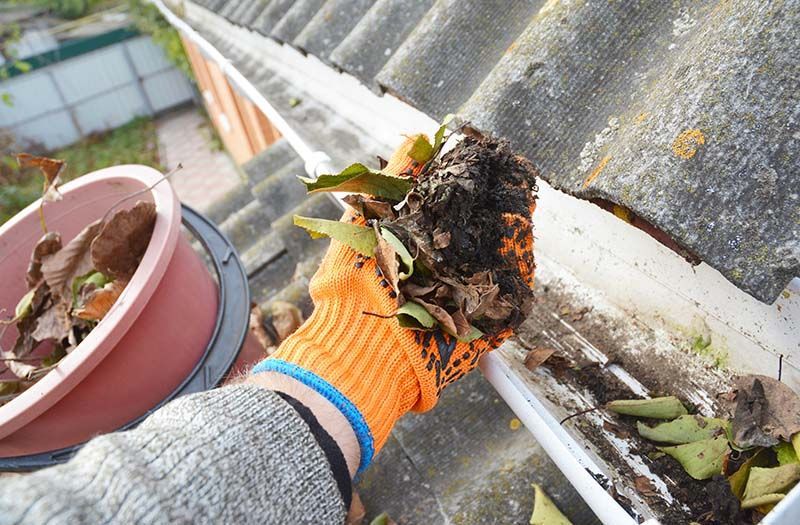 how-to-clean-gutters-without-a-ladder