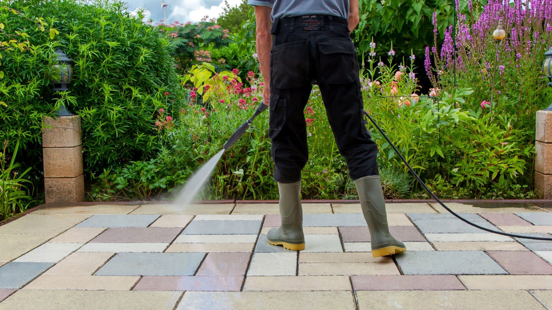 patio-slab-pressure-washing-safety