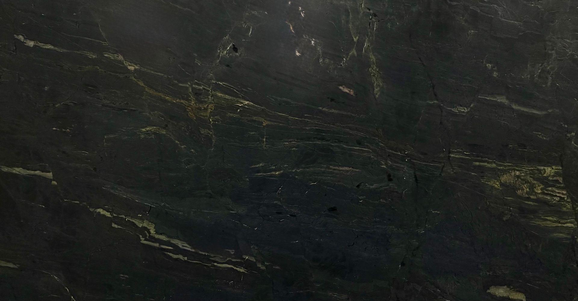 Jatoba Black Leathered 5212