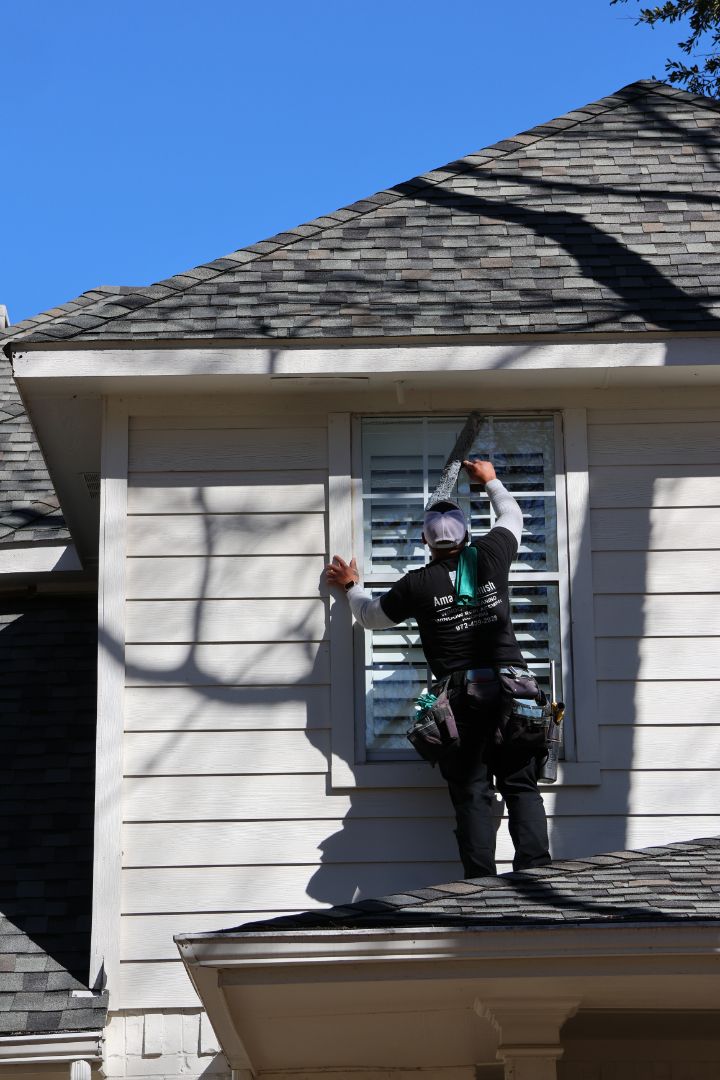 BEST RESIDENTIAL WINDOW WASHING