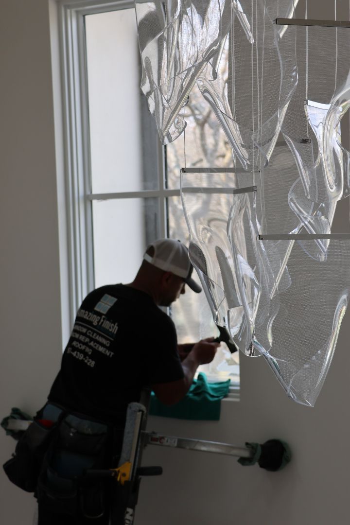 Does Using Vinegar Work for Cleaning Windows?