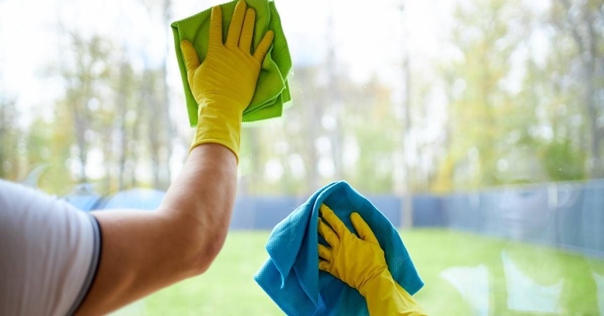 Proper Techniques for Streak-Free Window Cleaning