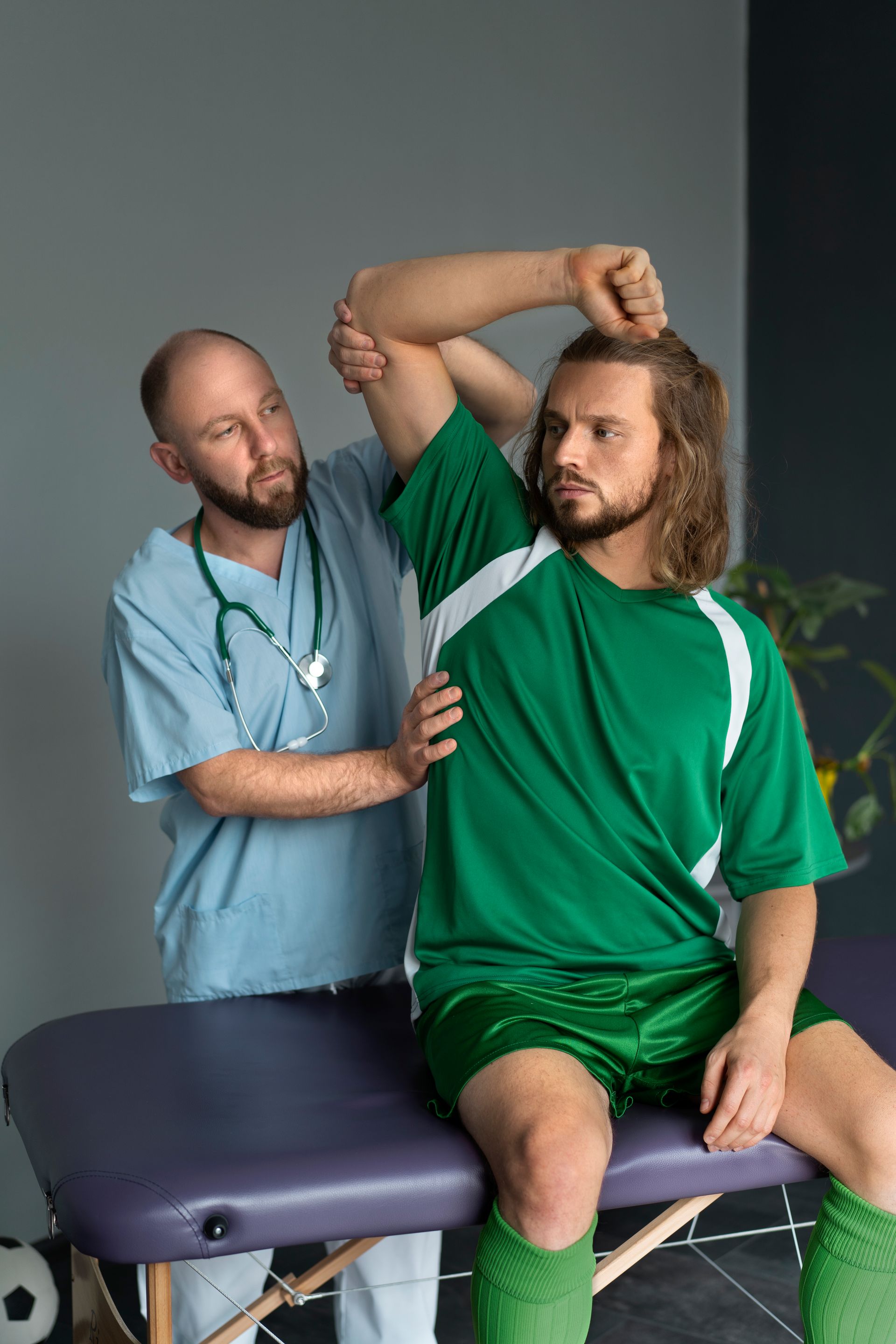 athlete doing physiotherapy