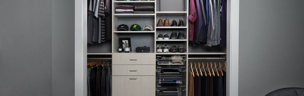 custom reach in closet systems