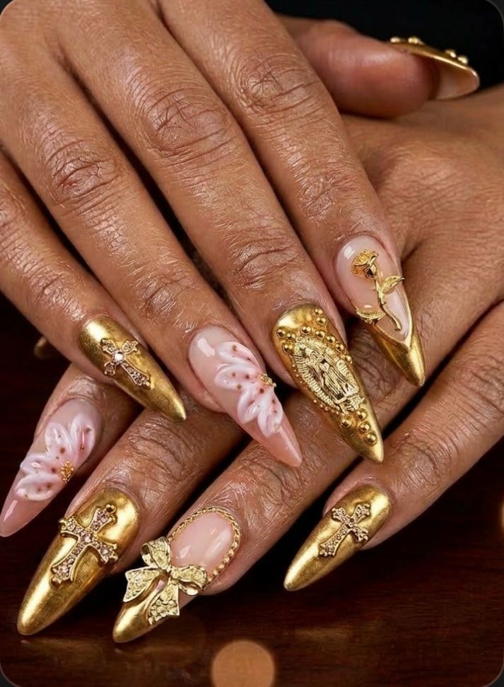 Exquisite vintage golden sculpted nail designs - Acrylic Nails 