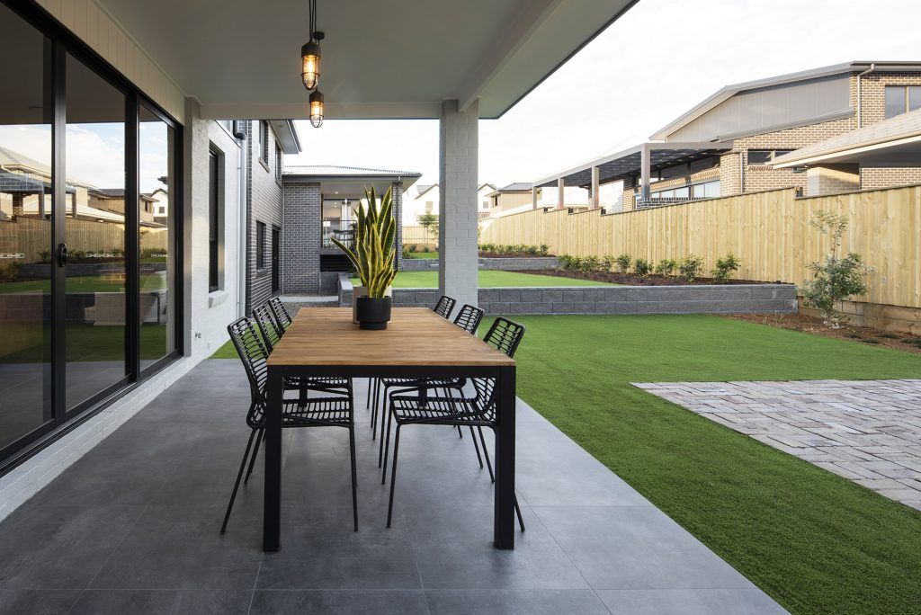 Outdoor Dinning Area
