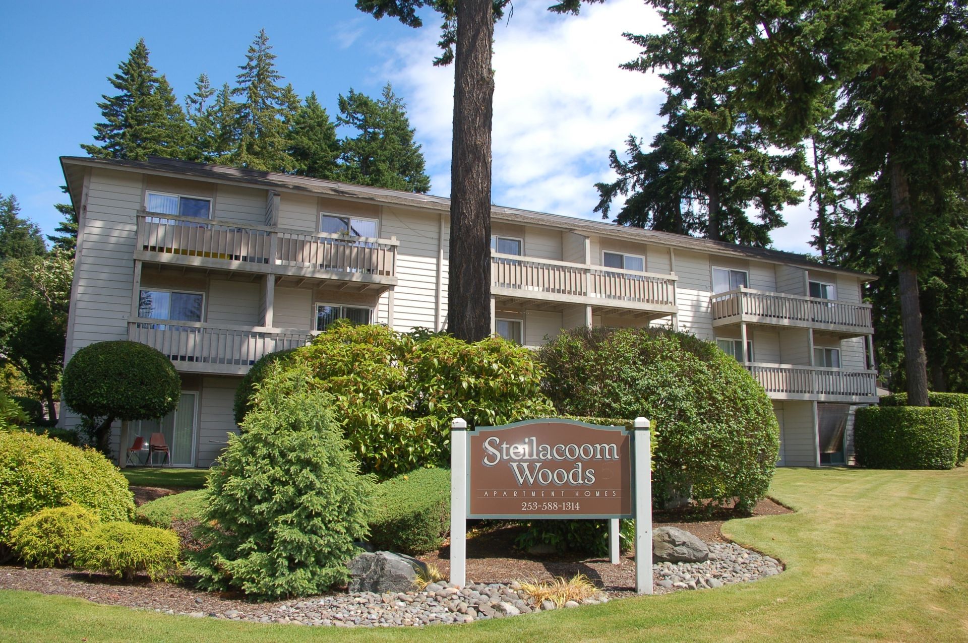 Steilacoom Woods Apartments photo gallery