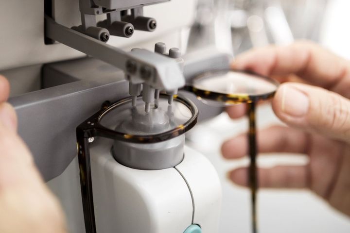 Riparazione di occhiali da vista