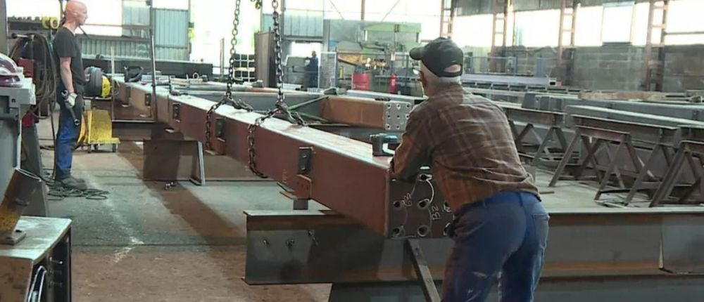 Fabricación del tibetano puente en Francia