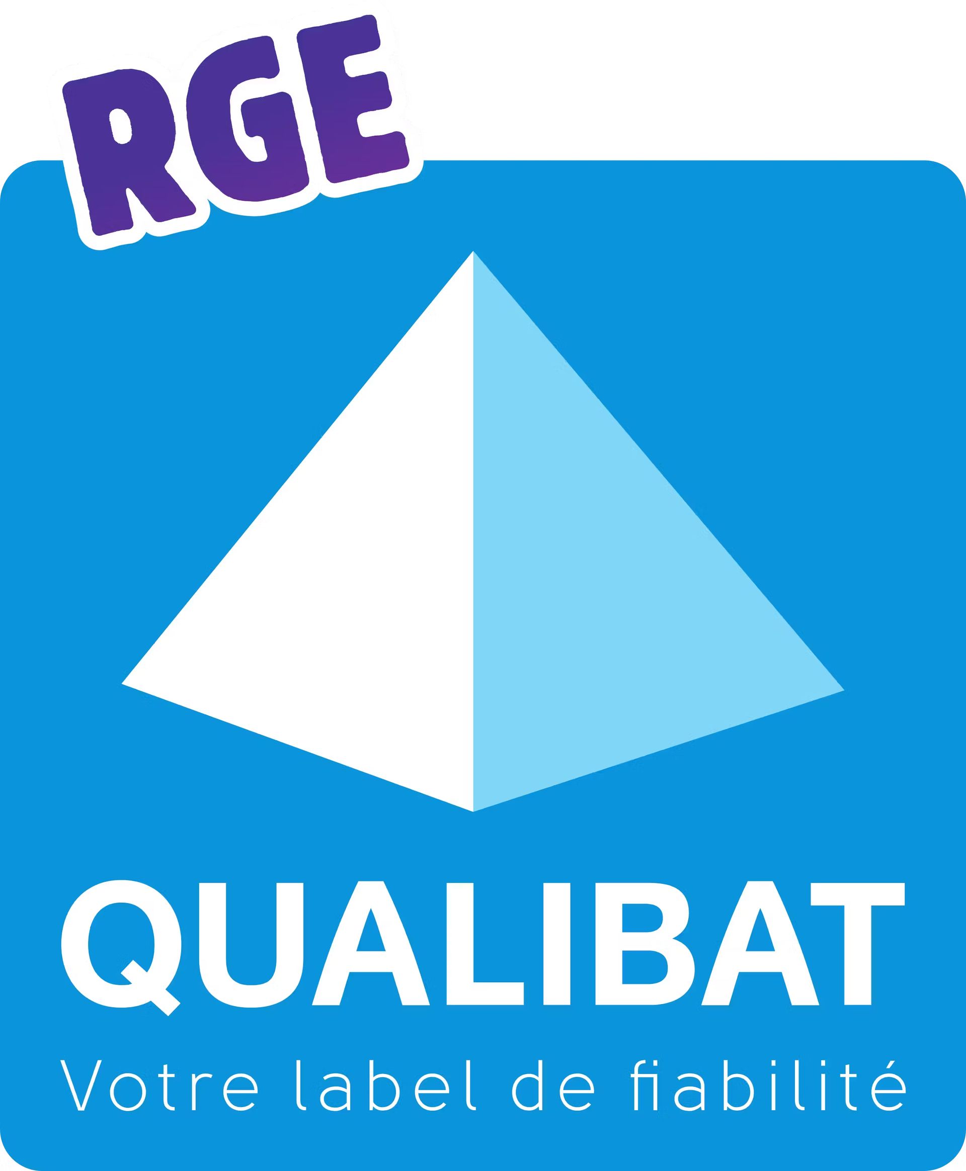 RGE Qualibat logo: blue square with a divided pyramid, text