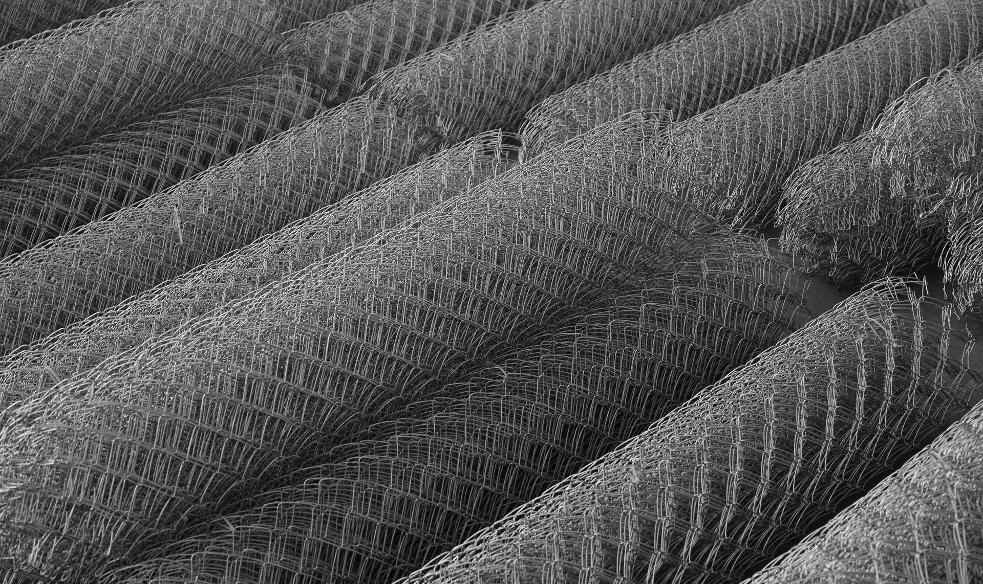 Mesh wire rolls of galvanised metal sheets. Mesh wire rolls of galvanised metal sheets.