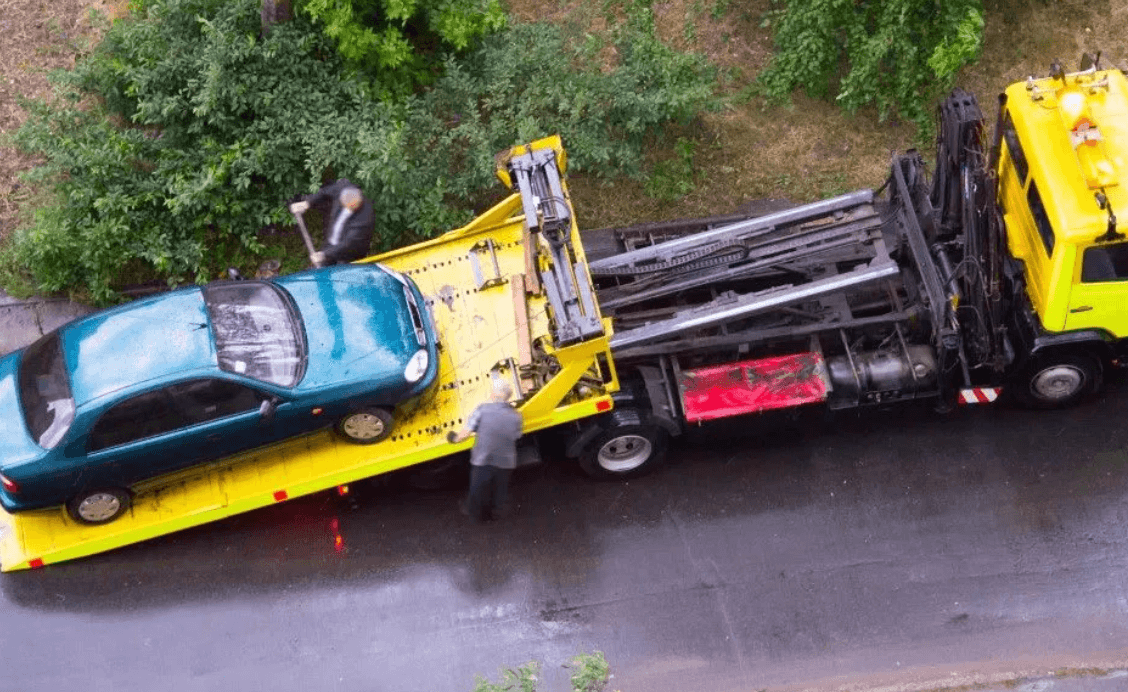 Towing company offering roadside assistance in Northeast Los Angeles, California