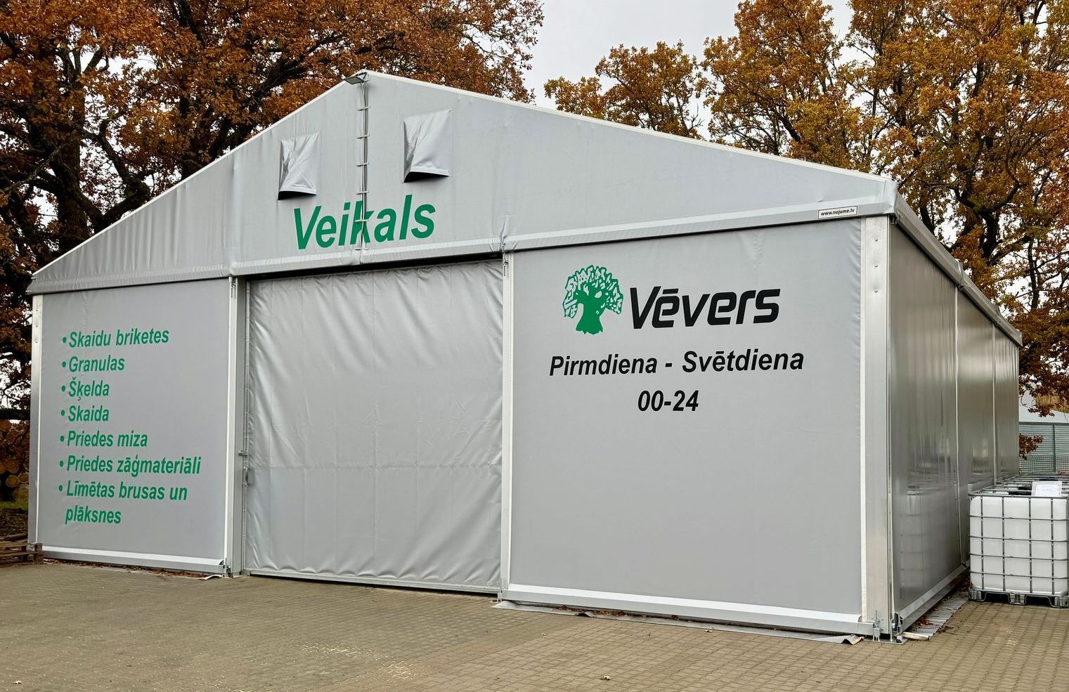 Kokmateriālu veikals